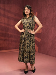 Noir Bloom Sleeveless Tiered Midi Dress