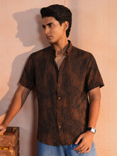Earth-Tone Ripple Casual Shirt